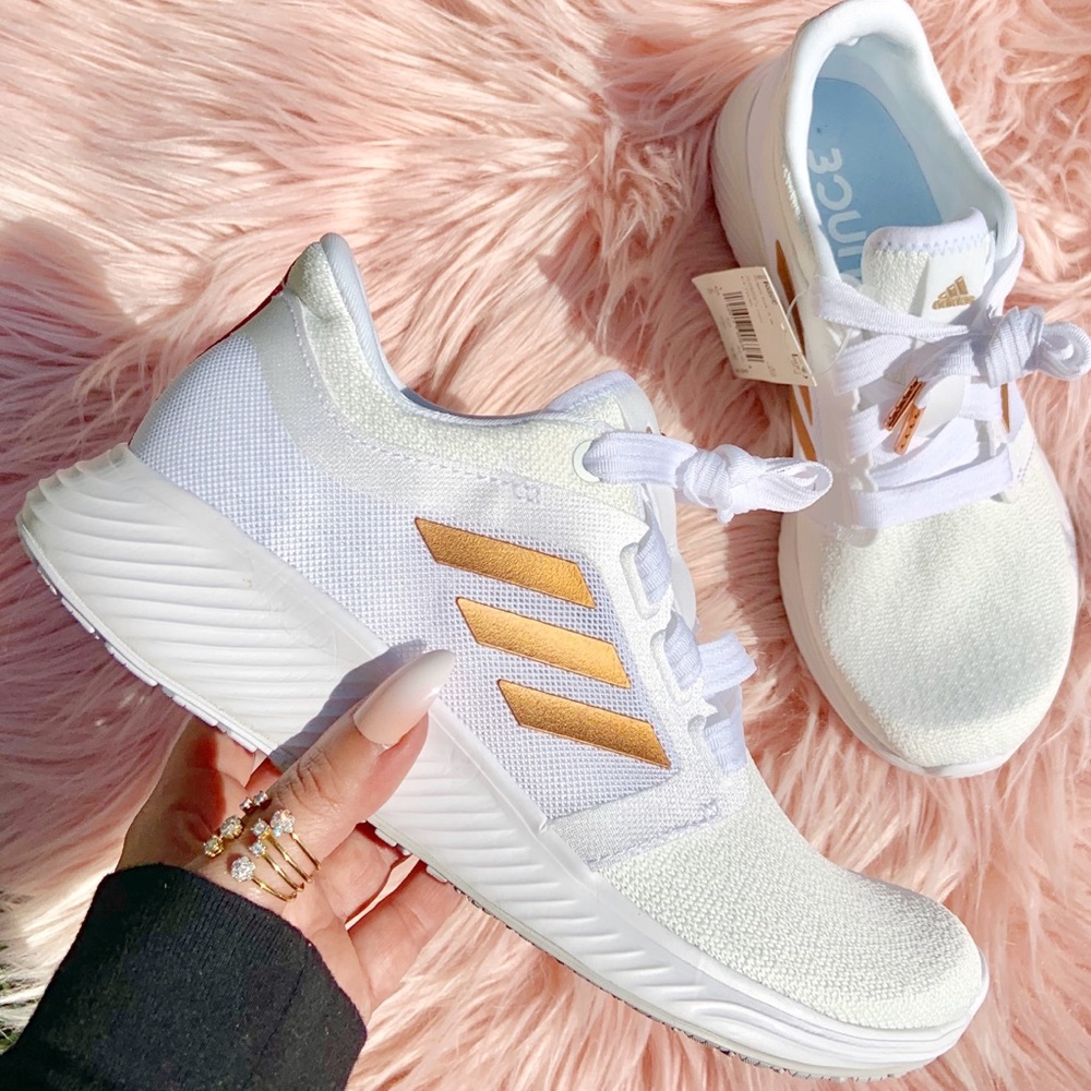 New Adidas Edge Lux 3 Women’s Running Shoes